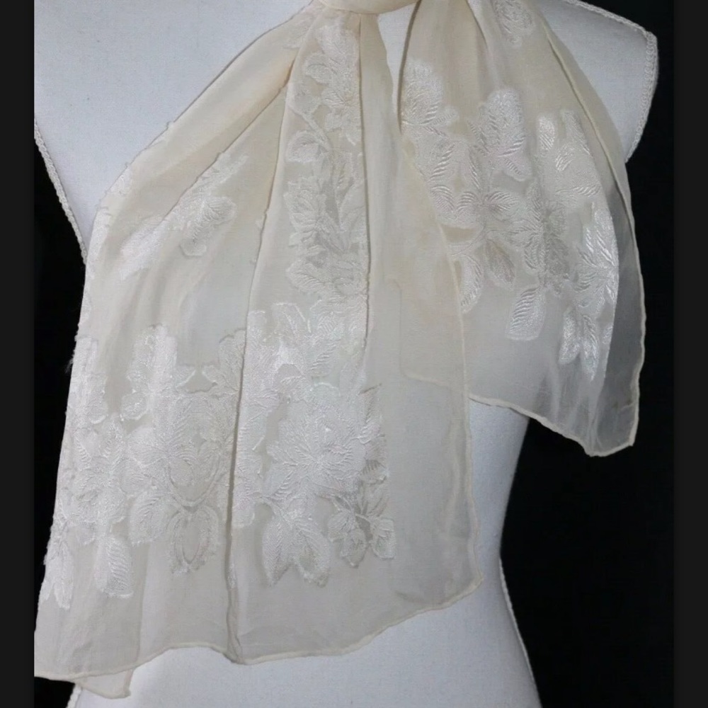 Vintage floral scarf ivory silky appliqués